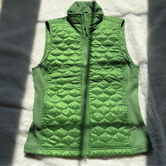L.L.Bean Green Puffer Vest – Size XS | Trail-Ready | Spring Bright | - Picture 1 of 6